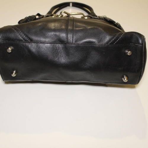 2006 Coach Hamptons Black