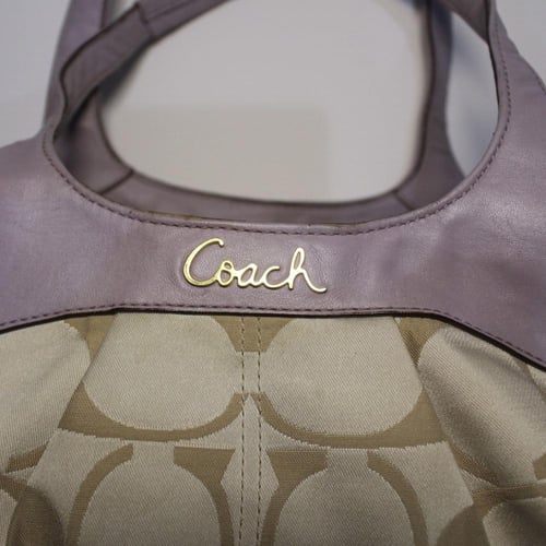 2012 coach Lexi Satchel