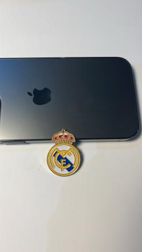 شعار ريال مدريد ستيكر معدني