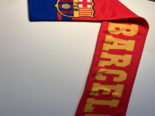 شال برشلونة