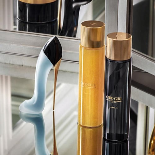 كارولينا هيريرا قود قيرل عطر الشعر