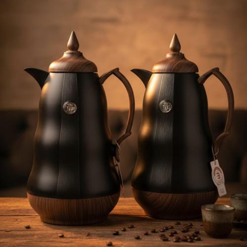 طقم ترامس بتصميم خشبي أنيق باللون الأسود المطفي