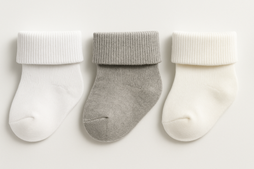 طقم جوارب أطفال سادة بألوان أساسية - 3 قطع