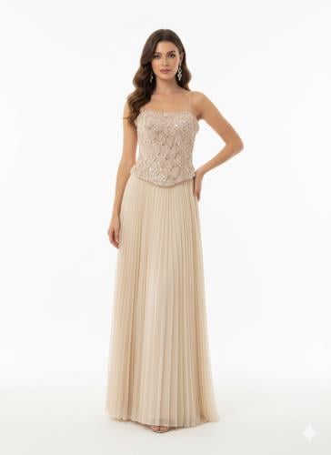 فستان سهرة فاخر مطرز بالترتر