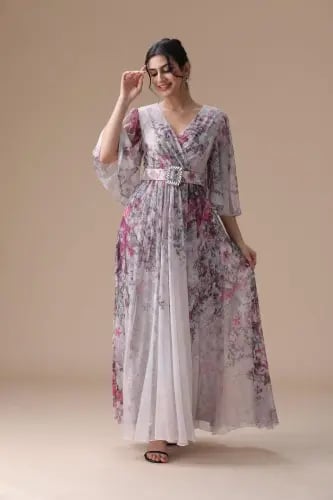 فستان نسائي