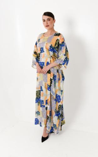 Long silk embroidered thobe