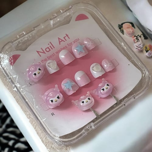 أظافر أطفال مع حلق ضاغط اكسسوار انيق للأطفال