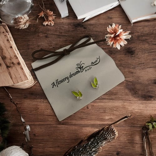 حلق بلون فريد من نوعه نسبه عاليه من الفضه 925