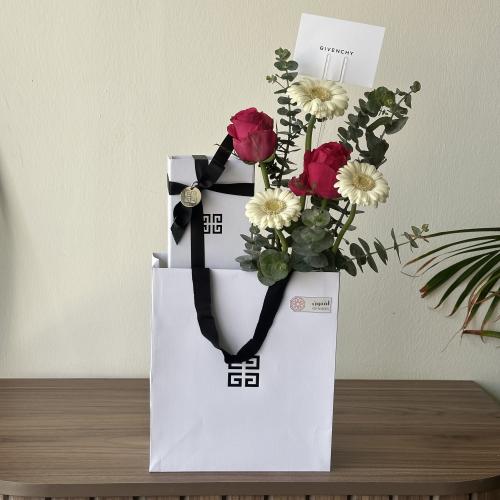 عطر الشعر جيفنشي بالورد