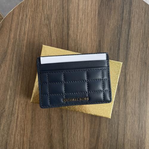 محفظة مايكل كورس