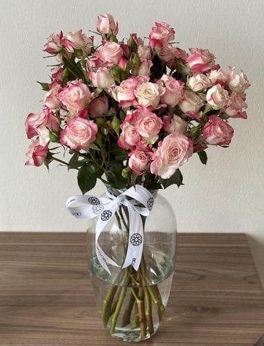 فازة ورد طبيعي