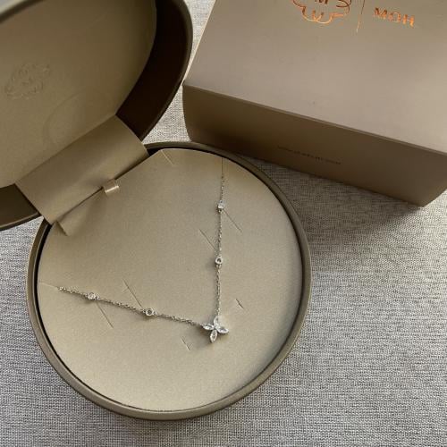 عقد فضة MOH منسق بالورد