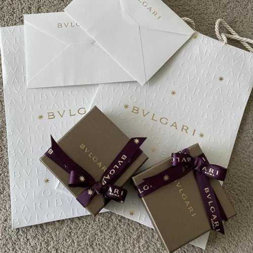 اسورة بولغري احمر