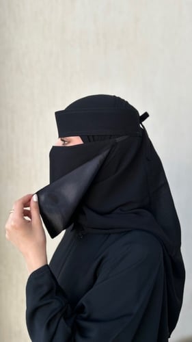 نقاب مبطن حرير أسود + طرحة بندانة + طرحة ربط