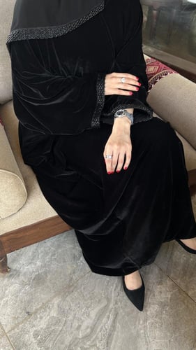 عباية نجمة .