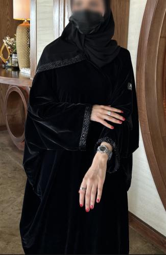 عباية نجمة .