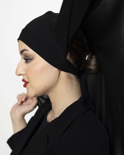 طرحة ربط +طرحة بندانة +نقاب ملكي