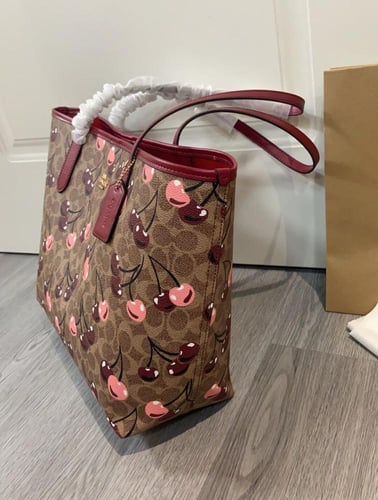 Coach cherry tote bag