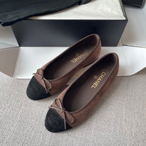 Chanel suede brown flats