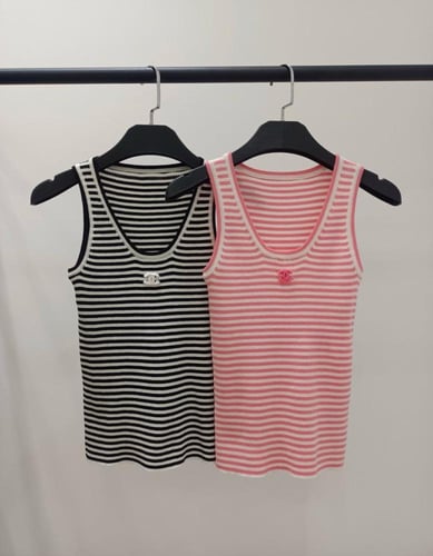 Chanel top
