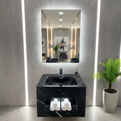 مغسلة بورسلان حوض مدمج اسود مودرن