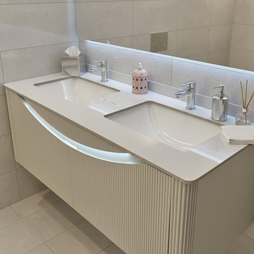 مغسلة بيج دولاب بورسلان حوضين 120 سم بأدراج ومرايا...