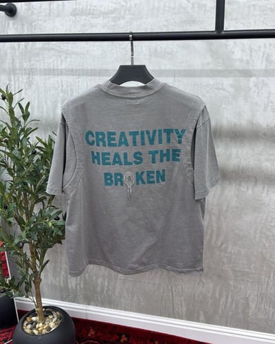 تيشيرت رجالي ستريت ستايل بقصة مزدوجة وطباعة عصرية