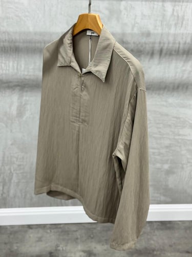 قميص كم طويل