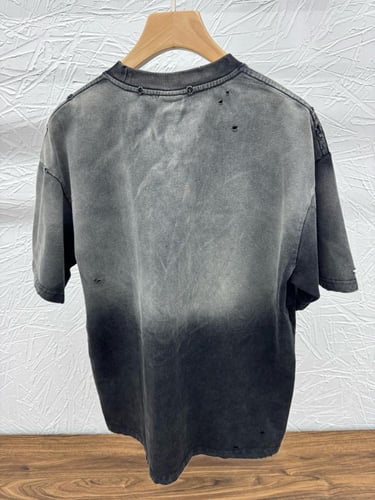 تي شيرت مغسول