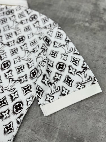 تي شيرت بولو