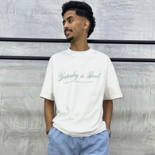 تي شيرت اوفرسايز