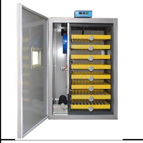 فقاسة رول 500 بيضة