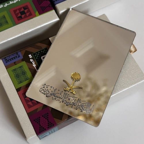 مرايه اكرليك