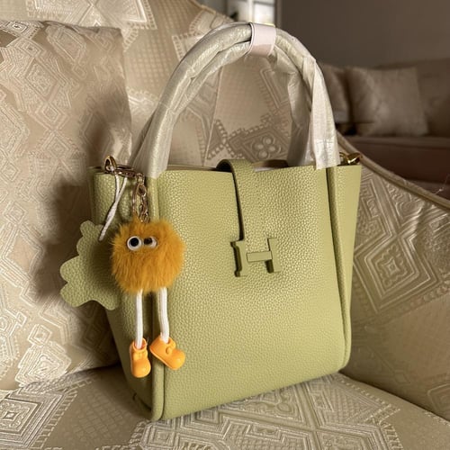 شنطة إتش تفاحي