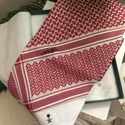 شماغ ملكي خاص