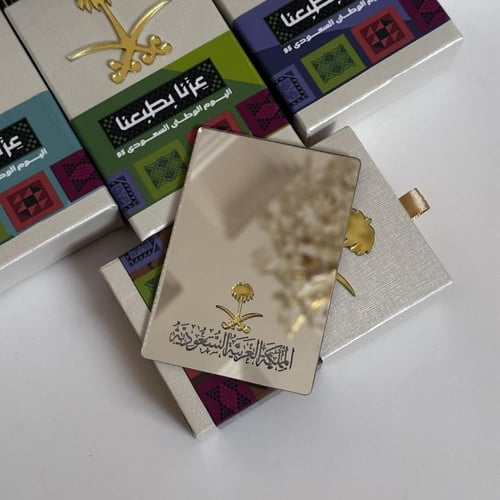 مرايه اكرليك