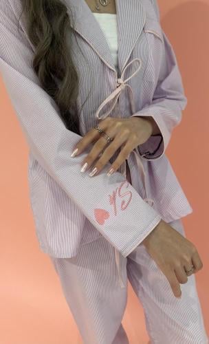 D4بجامة نسائية