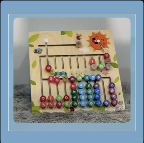 لعبة لوح تعليم الحساب الشخصي