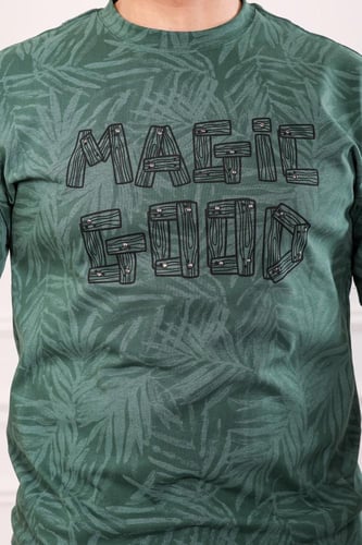 تيشرت رجالي بأكمام قصيرة وياقة دائرية مزين بطبعة M...