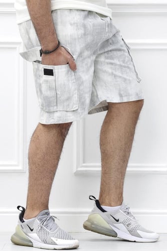 شورت رجالي مزود بجيوب