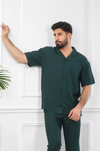 طقم رجالي بحري طويل سادة بأكمام متوسطة الطول مطوية