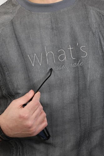 تيشرت رجالي بأكمام قصيرة وياقة دائرية مزين بطبعة W...