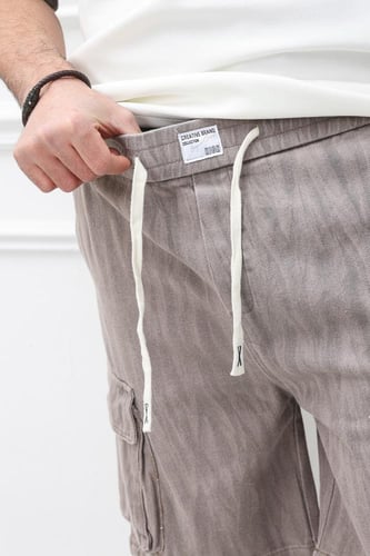 شورت رجالي مزود بجيوب