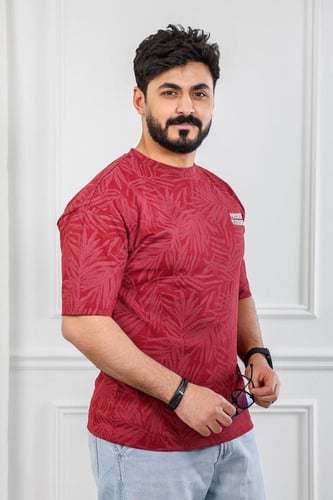 تيشرت رجالي بأكمام قصيرة وياقة دائرية مزين بطبعة ص...