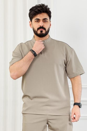 طقم رجالي شورت ستن سادة بأكمام قصيرة وياقة مزودة ب...