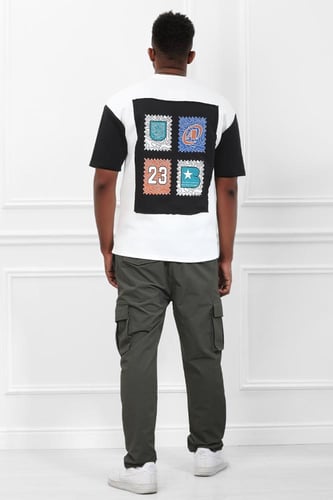 تيشرت رجالي أوفر سايز مزود بطبعة على الصدر بداخلها...