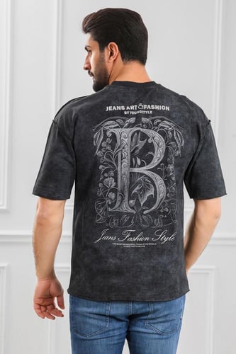 تيشرت رجالي أوفر سايز-مغسول مزين بطبعة بأحرف صغيرة...