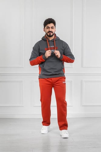 طقم رجالي شتوي دبل كاب فرو بلونين وقبعة وكتابة على...