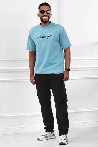 طقم رجالي صيفي كاجوال اوفر سايز مكون من تيشرت بلون...