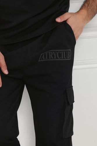 طقم رجالي أوفر سايز نص كم بجيب جانبيه